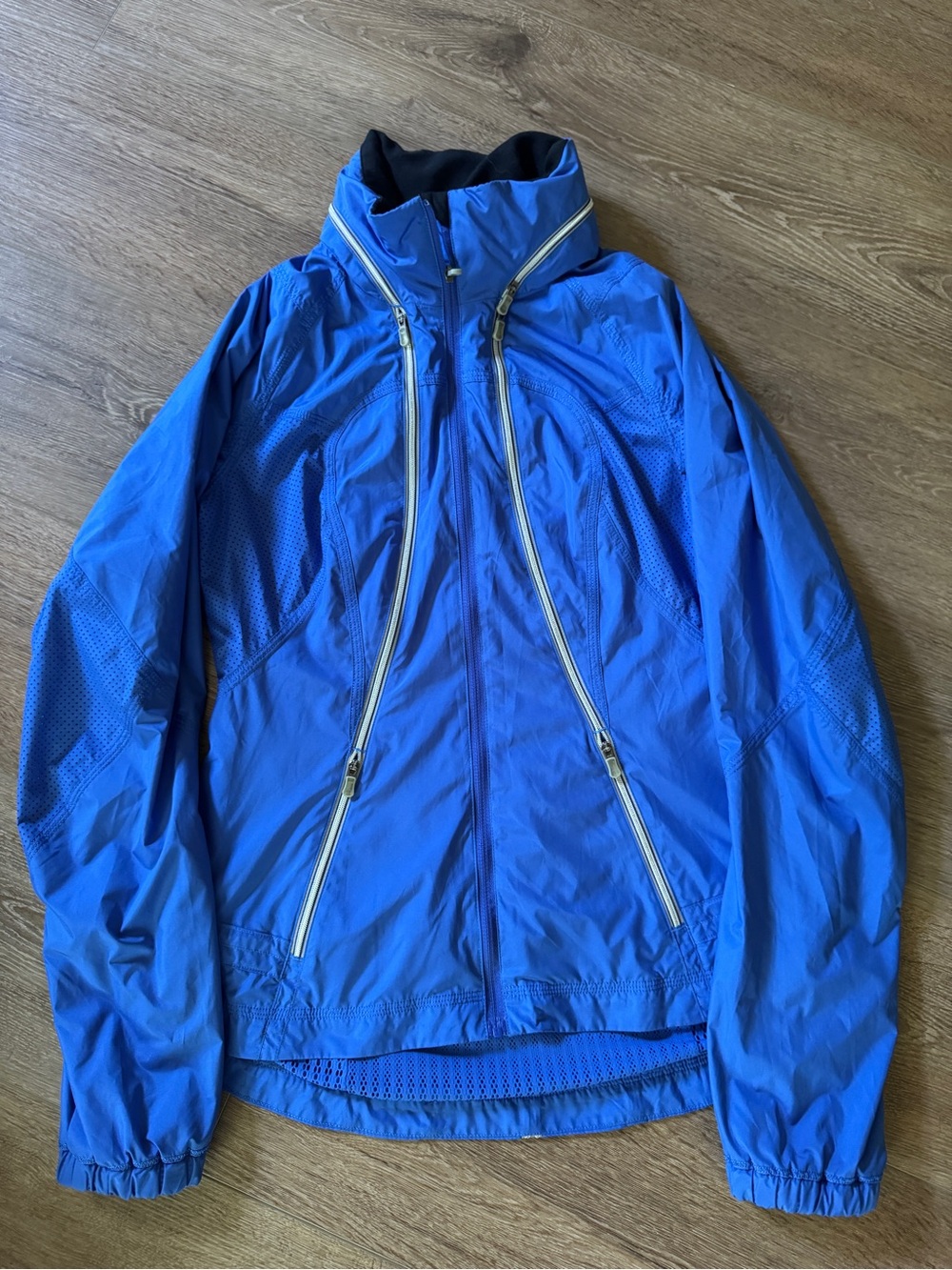 Lululemon Run: Inspire Jacket II Reflective Running Jacket
